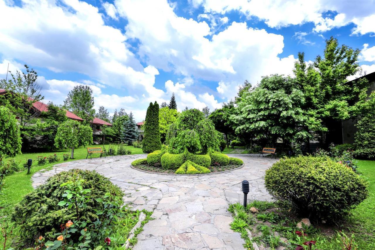 Tsarsko Selo Spa Hotel Sofia Bagian luar foto